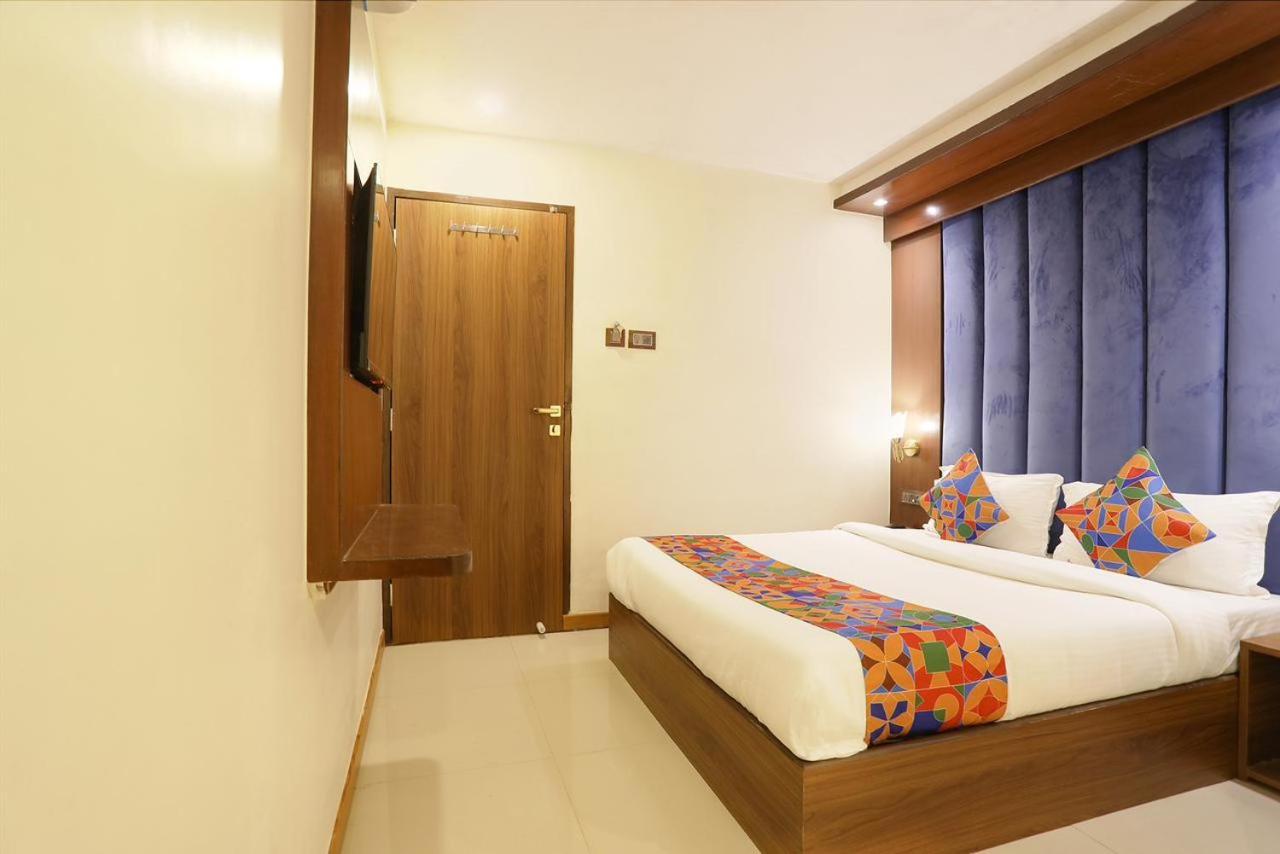 Hotel Rio Mumbai Exterior photo